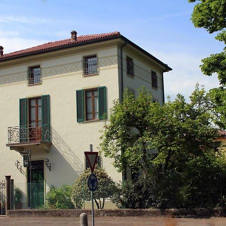 Bed and Breakfast La Sosta Fuori Stazione Брешелло Экстерьер фото